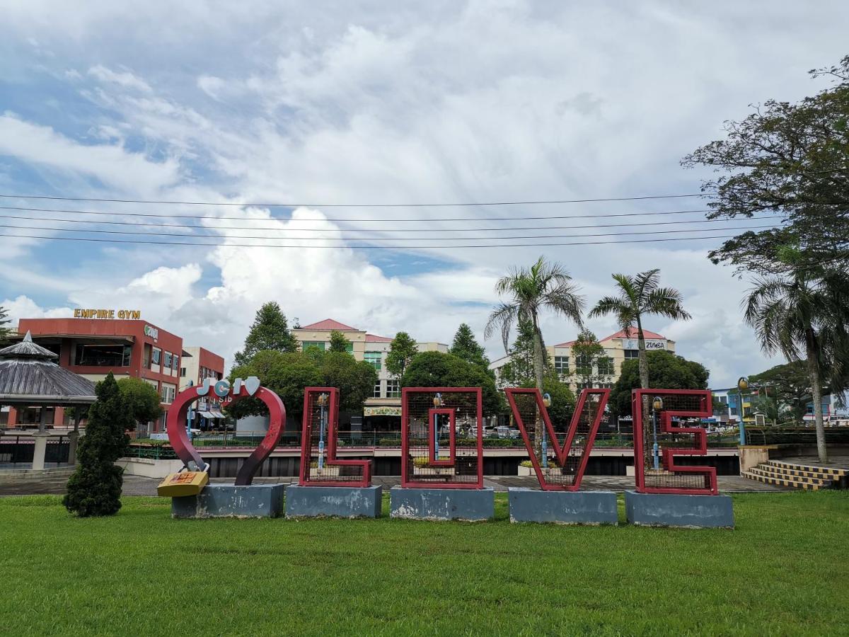 Nansang One Homestay 8Pax 4Rooms Sibu Exteriér fotografie